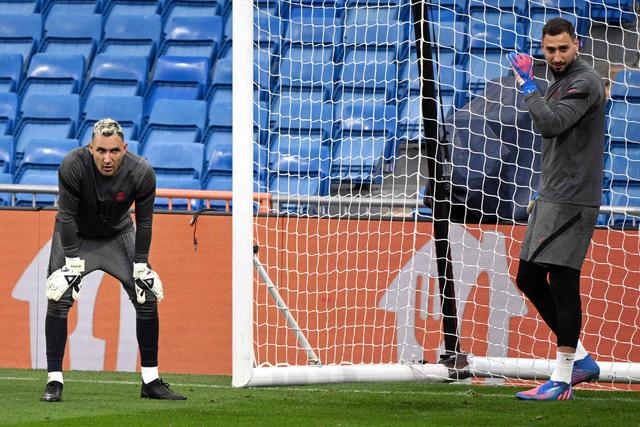 布克30分太阳灭黄蜂回西部前十 爵士险胜篮网